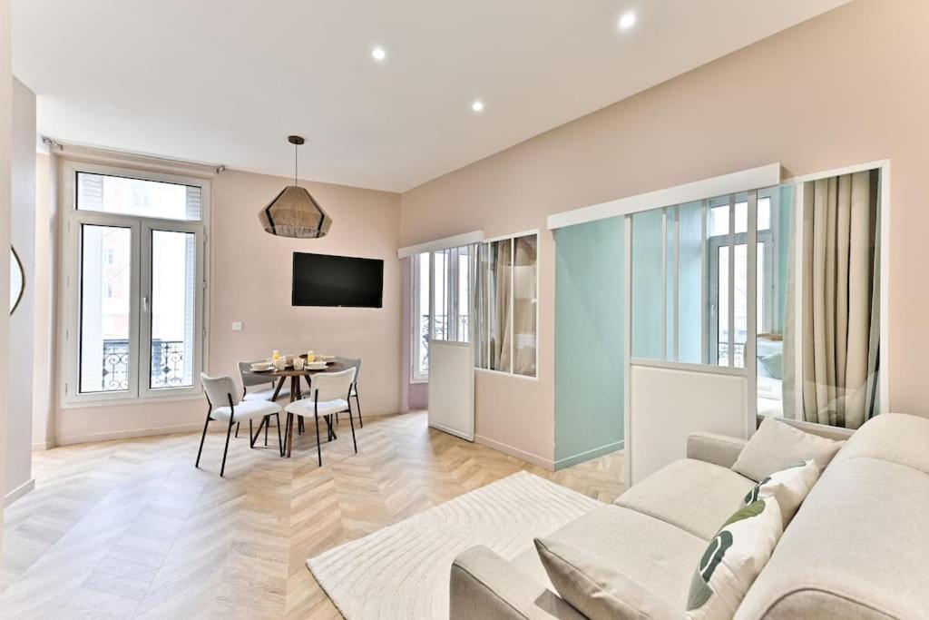 Appartement Proche Parc Monceau - III París Exterior foto