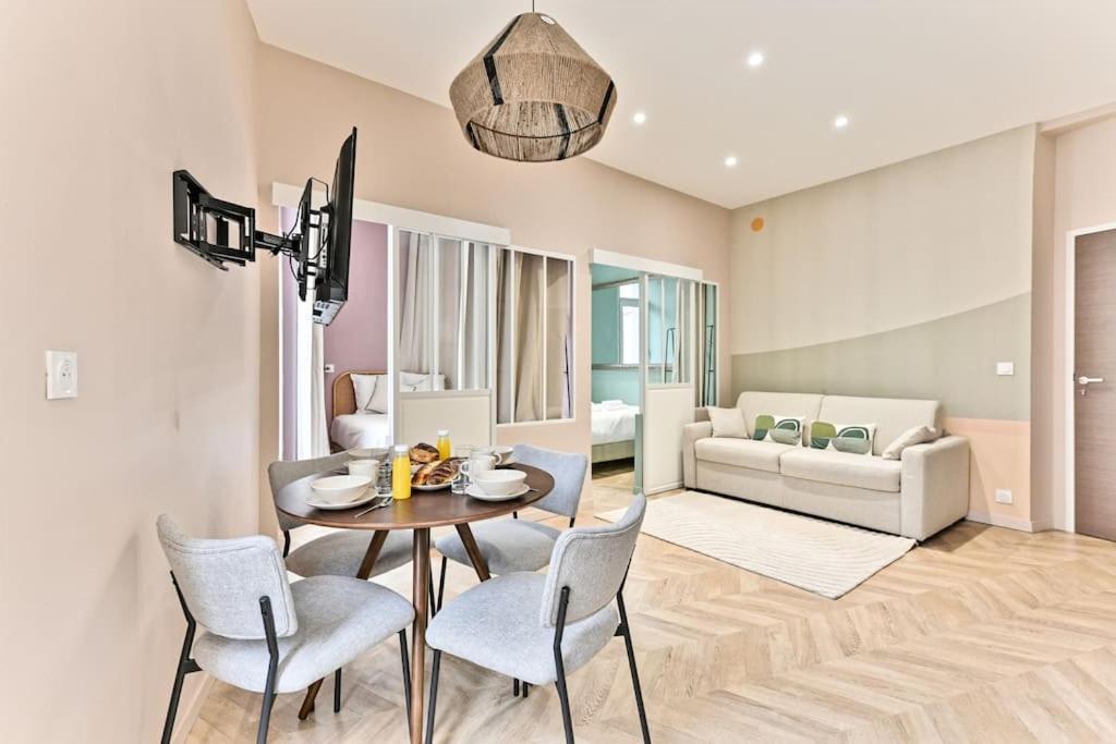Appartement Proche Parc Monceau - III París Exterior foto
